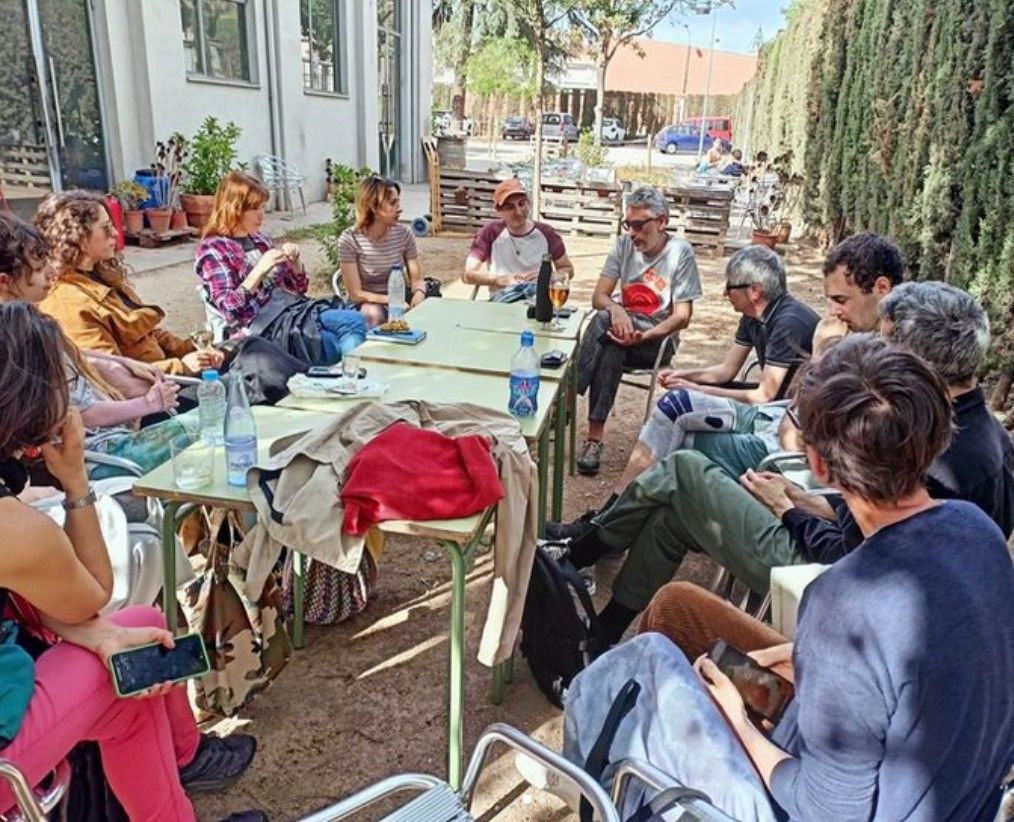 Cafe-artistes.jpg