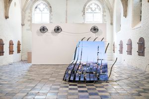 Claudia Pagès, _Fans seashells_, _Walking the Gerund Mountain (Montjuïc, bando del Port)_, installation shot, Vleeshal, Middelburg. Photo_ Franz Mueller Schmidt(2).jpg